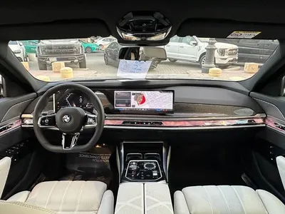 2026 بي ام دبليو الفئة السابعة 735أي