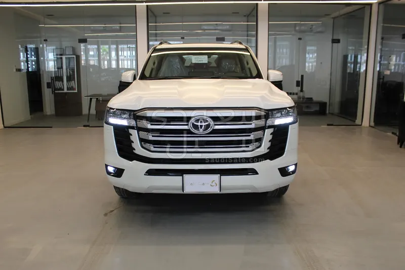 2025 Toyota Land Cruiser GXR