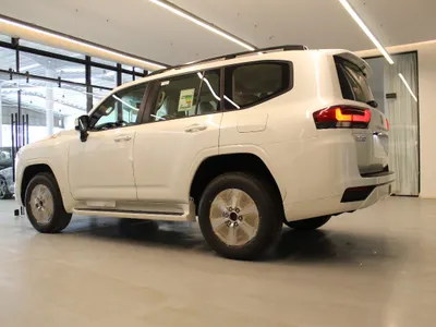 2025 Toyota Land Cruiser GXR