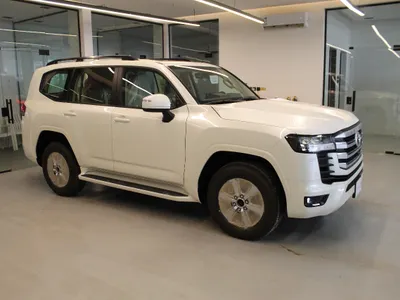 2025 Toyota Land Cruiser GXR