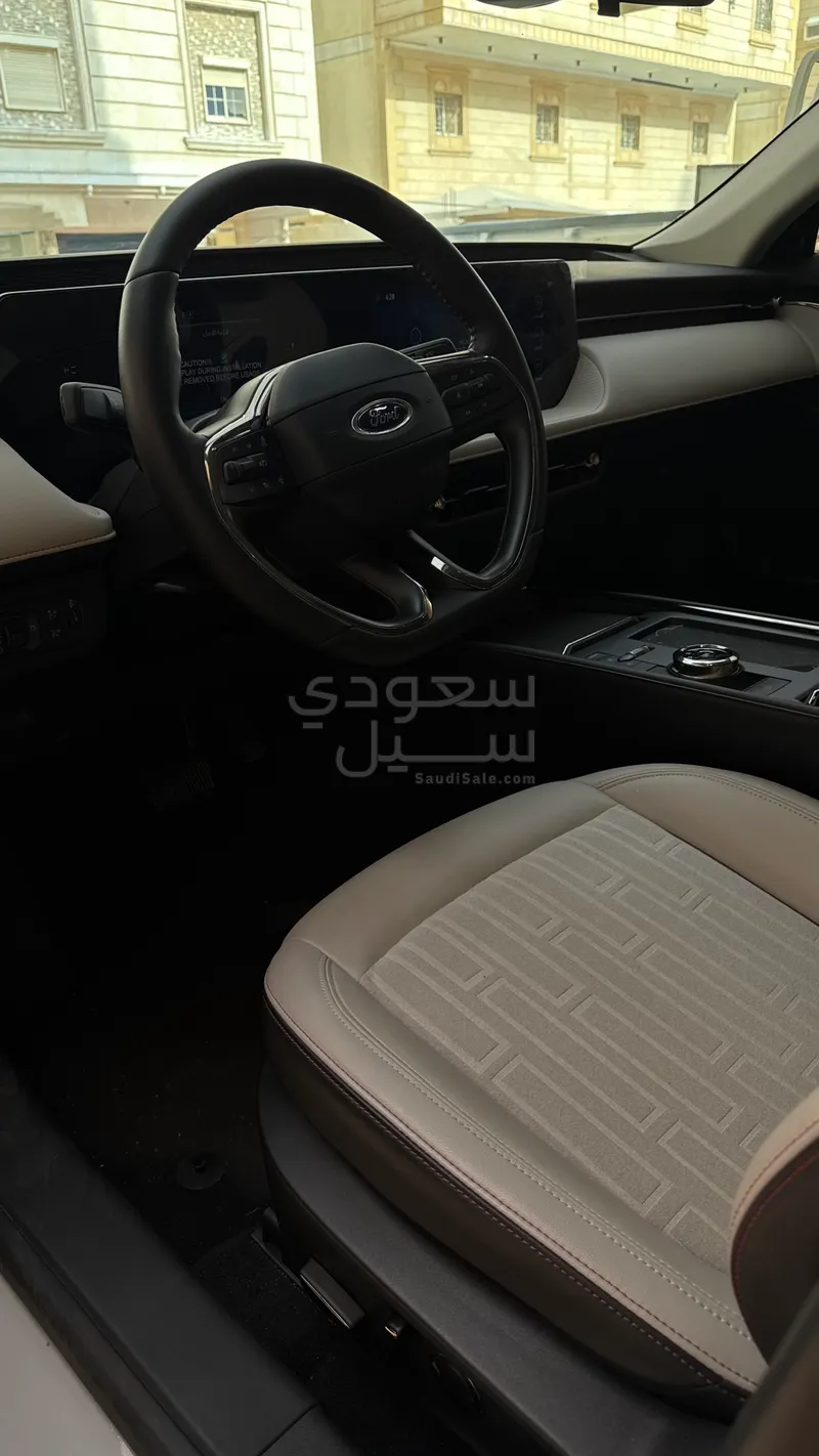 2024 Ford Taurus Trend