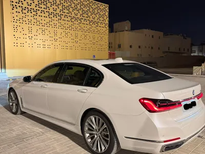 2020 بي ام دبليو الفئة السابعة 730 إل أي