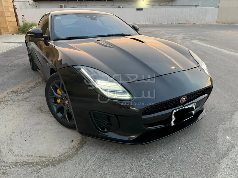 2018 Jaguar F-Type R