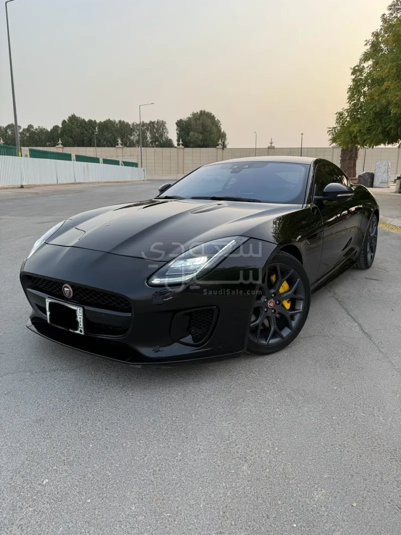 2018 Jaguar F-Type R