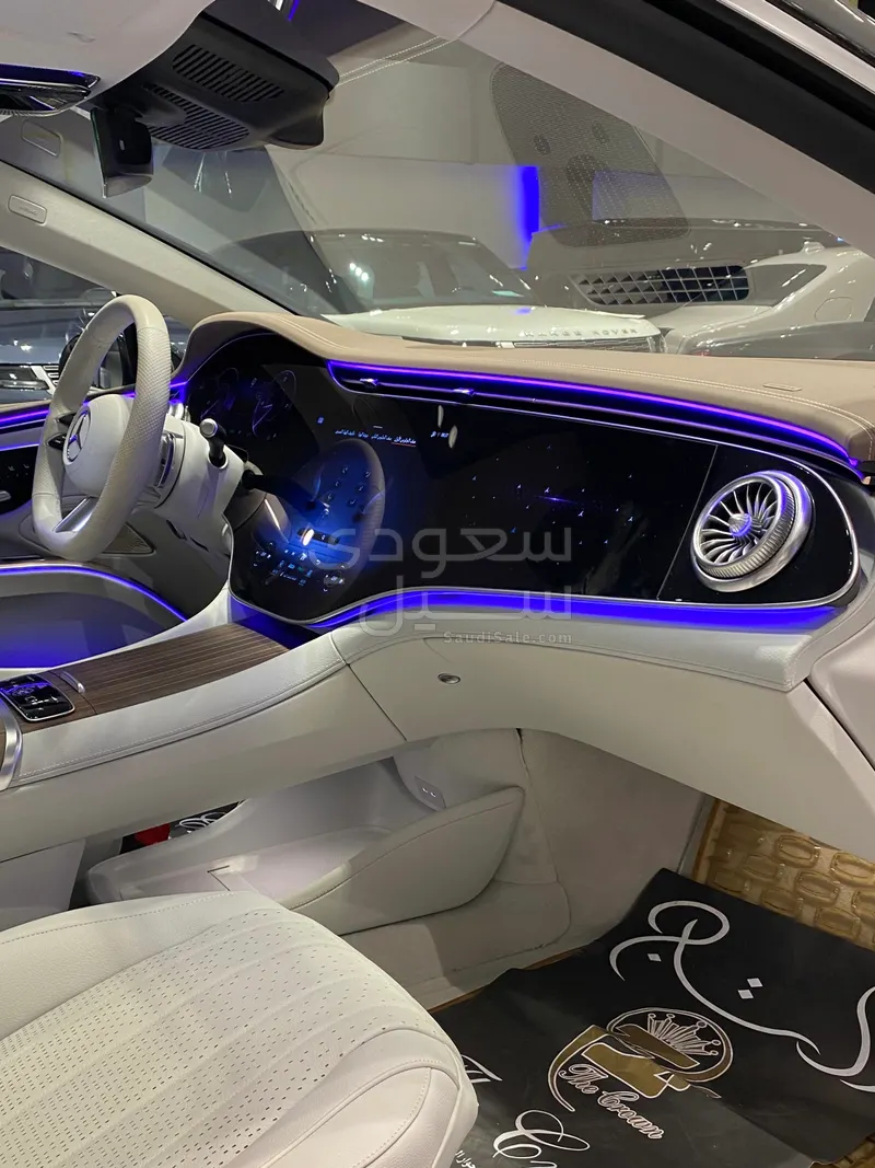 2023 مرسيدس - بنز إي كيو إس 450+