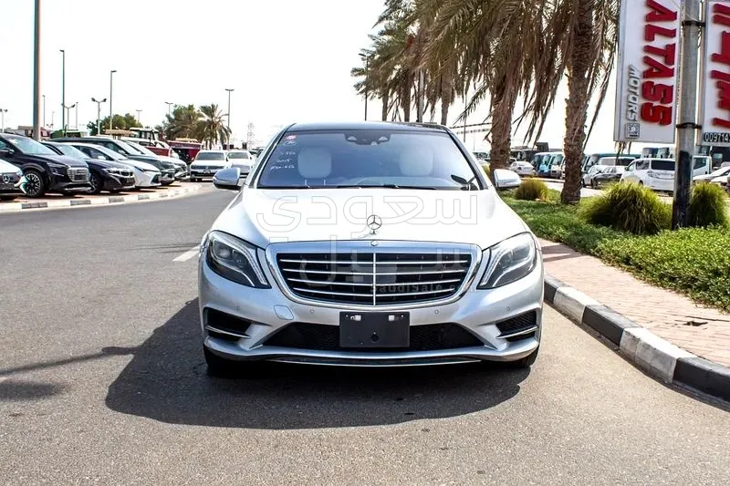 2015 مرسيدس - بنز إس 550