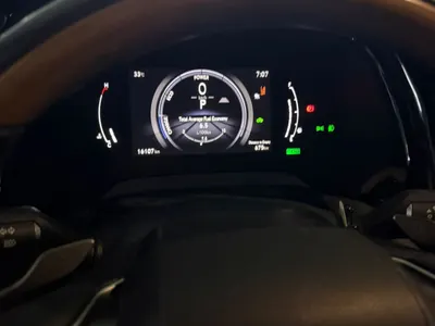 2024 لكزس أر إكس 350