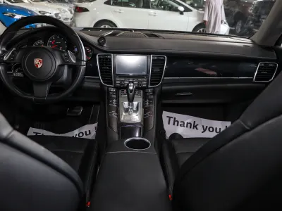 2011 Porsche Panamera