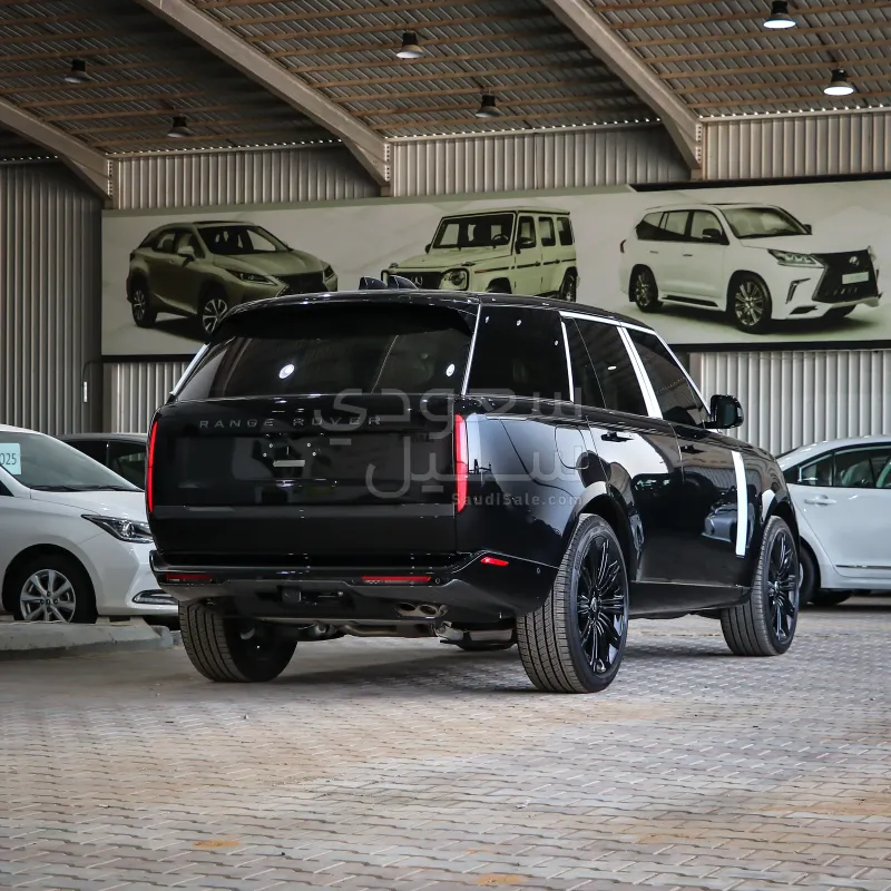 2025 Land Rover Range Rover Vogue SE