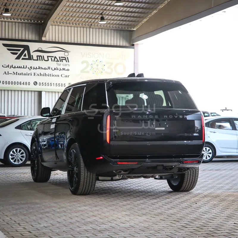 2025 Land Rover Range Rover Vogue SE