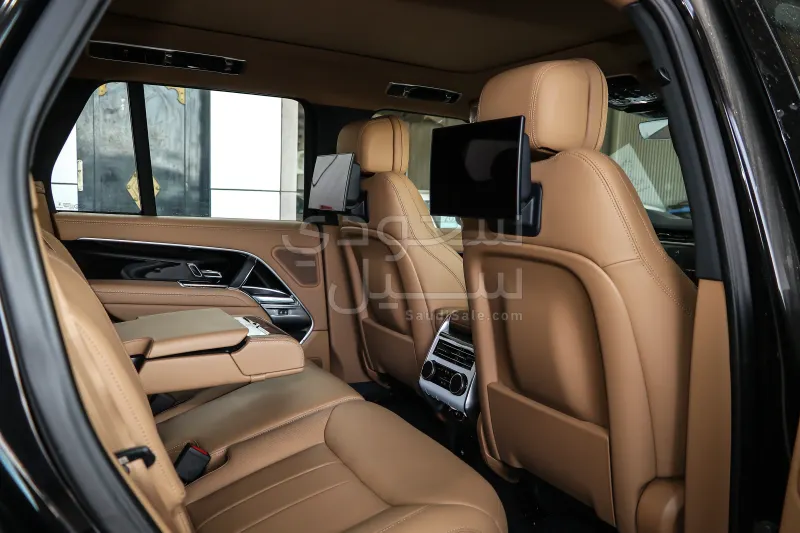 2025 Land Rover Range Rover HSE