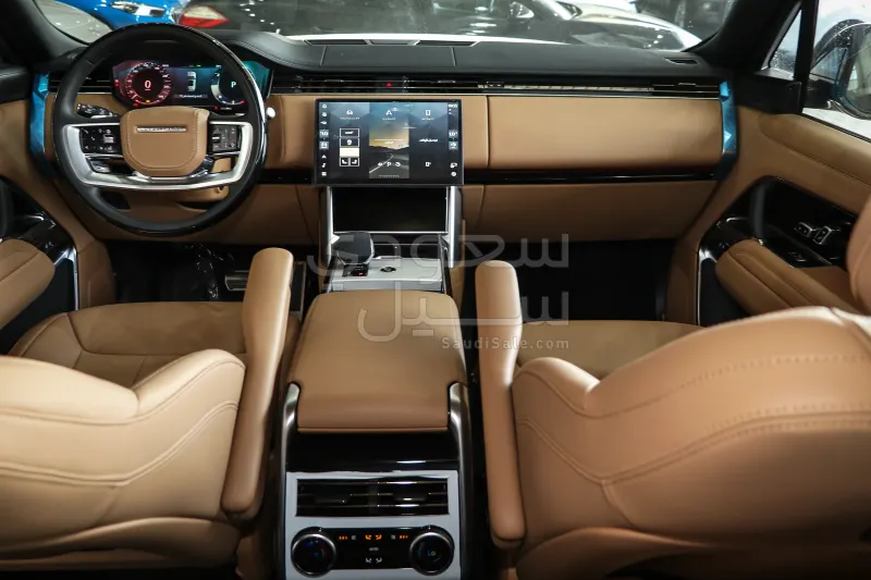 2025 Land Rover Range Rover HSE