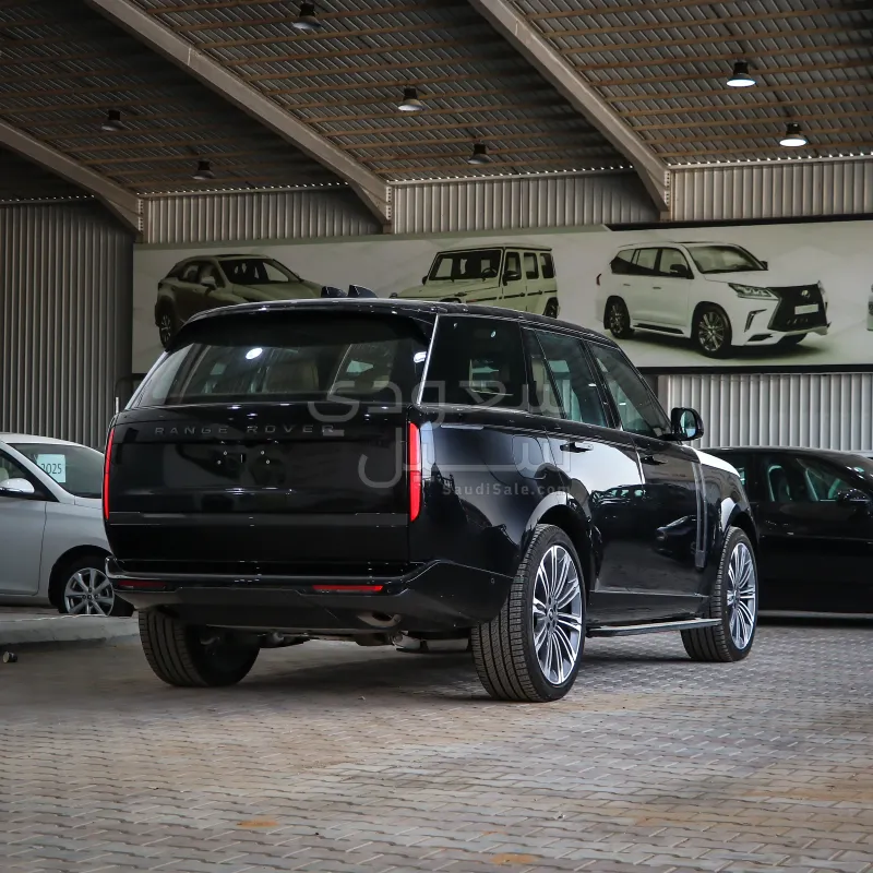 2025 Land Rover Range Rover HSE