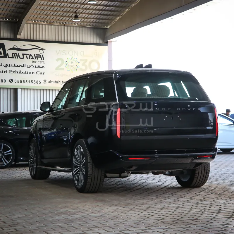 2025 Land Rover Range Rover HSE