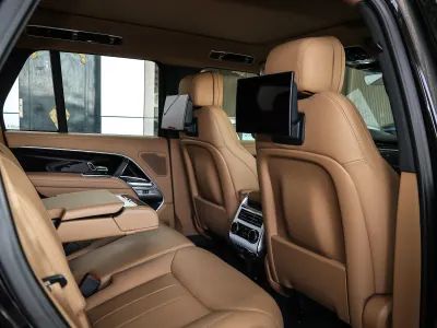 2025 Land Rover Range Rover HSE