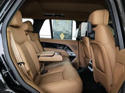 2025 Land Rover Range Rover HSE