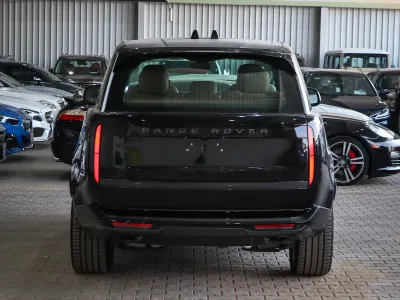 2025 Land Rover Range Rover HSE