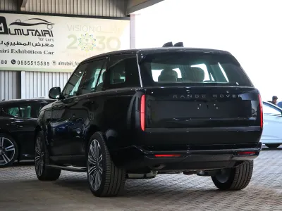 2025 Land Rover Range Rover HSE