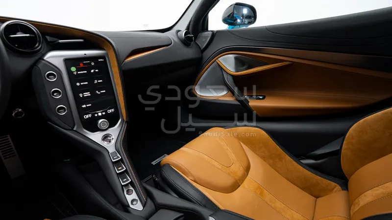 2024 McLaren 750s