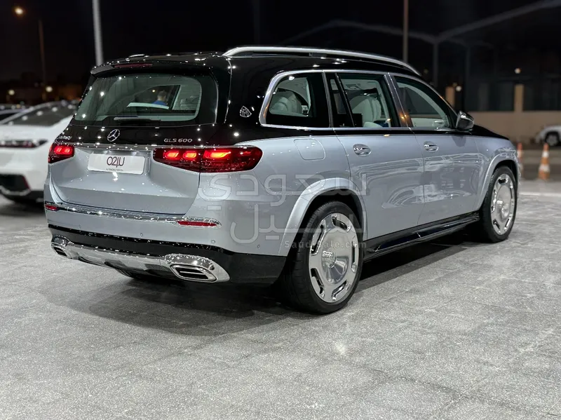 2025 Mercedes-Benz GLS 600 maybach