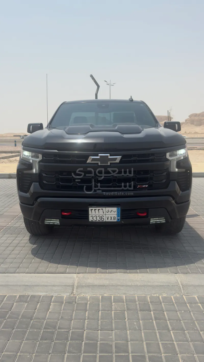 2023 شفروليه سلفرادو تريل بوس