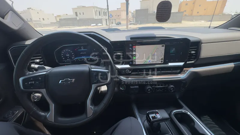 2023 شفروليه سلفرادو تريل بوس