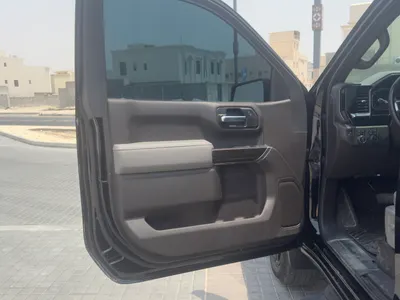 2023 شفروليه سلفرادو تريل بوس