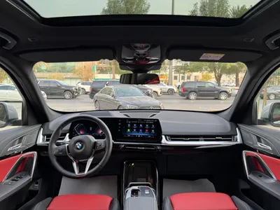 2025 بي ام دبليو الفئة اكس 1