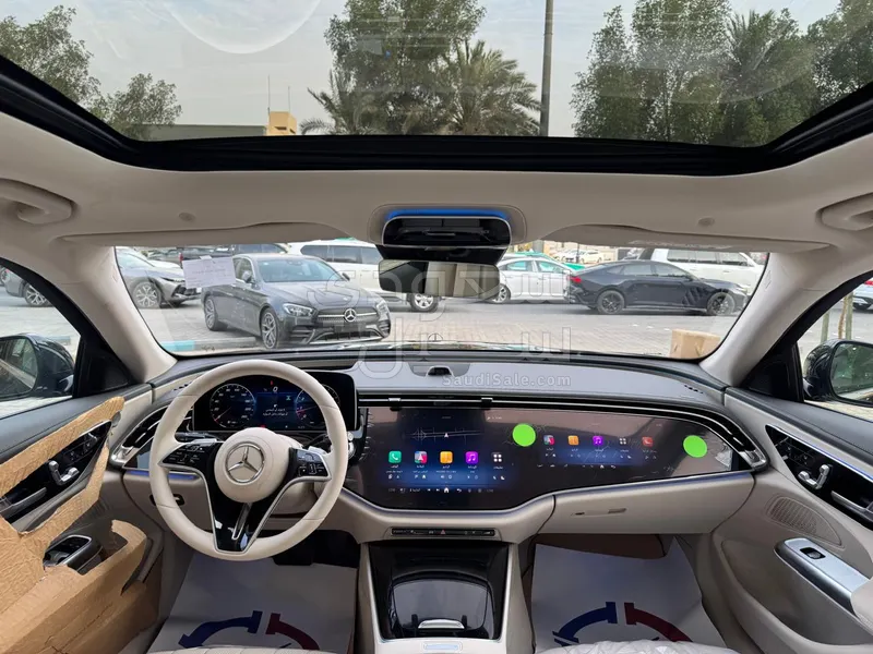 2025 مرسيدس - بنز إي 200 أي إم جي