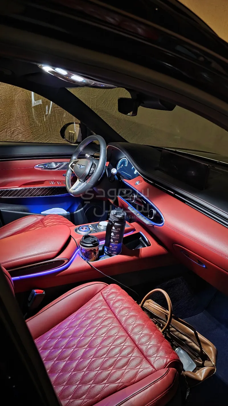 2022 جينيسيس جي في 70