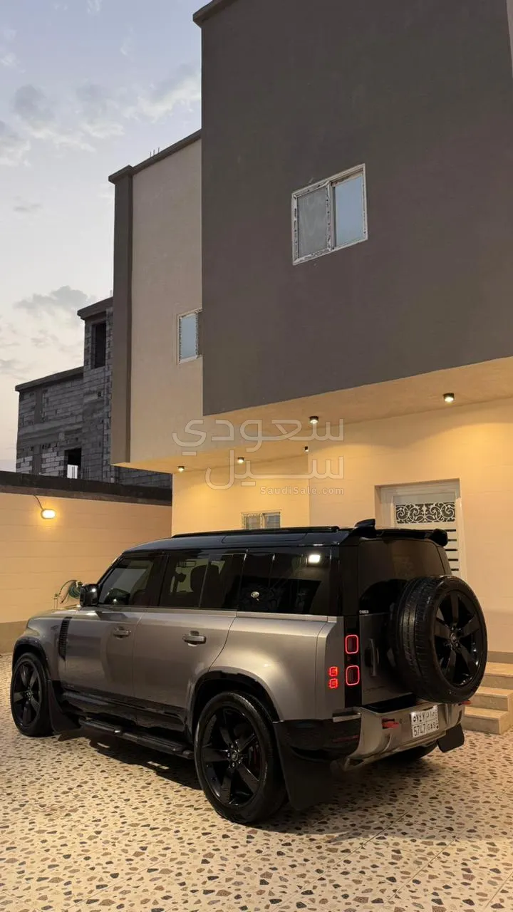 2022 Land Rover Defender X dynamic
