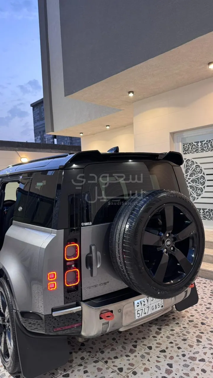 2022 Land Rover Defender X dynamic
