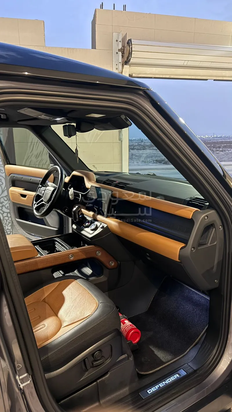 2022 Land Rover Defender X dynamic
