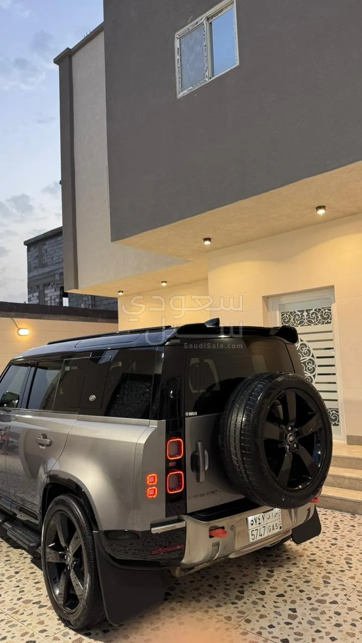 2022 Land Rover Defender X dynamic