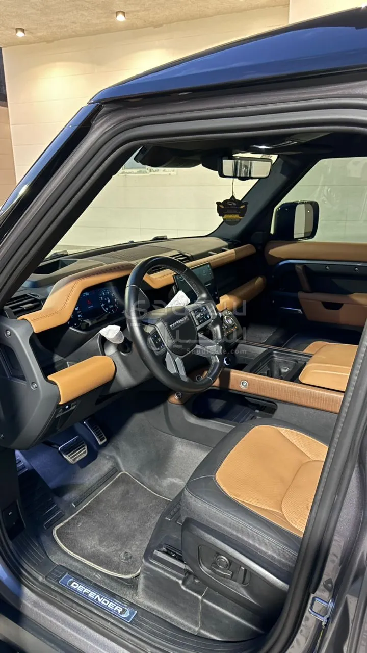 2022 Land Rover Defender X dynamic