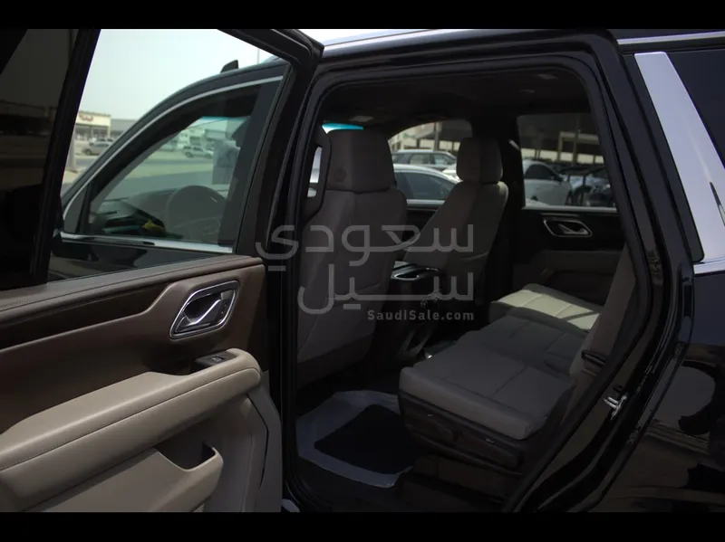 2023 GMC Yukon SLE