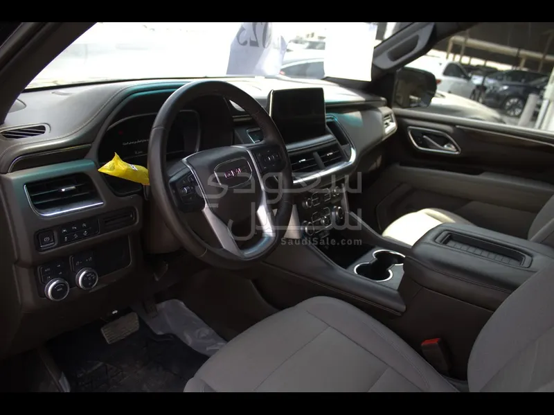 2023 GMC Yukon SLE
