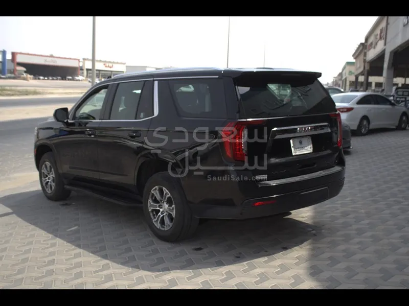 2023 GMC Yukon SLE