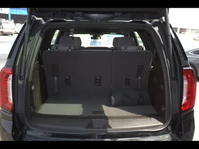 2023 GMC Yukon SLE