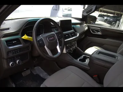 2023 GMC Yukon SLE