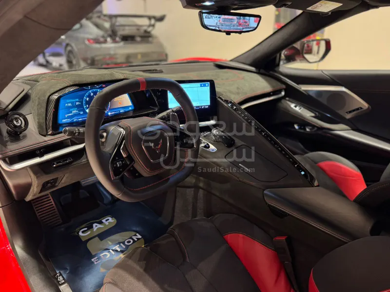 2022 شفروليه كورفيت سي 8