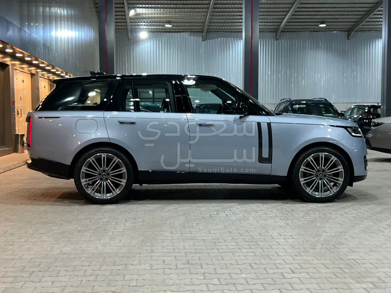 2025 لاند روفر رينج روفر اوتوبيوغرافي