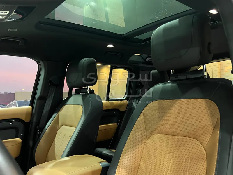 2023 لاند روفر ديفيندر اكس