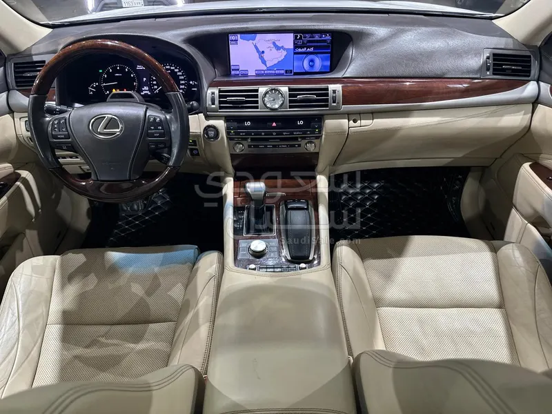 2013 Lexus LS 460 L