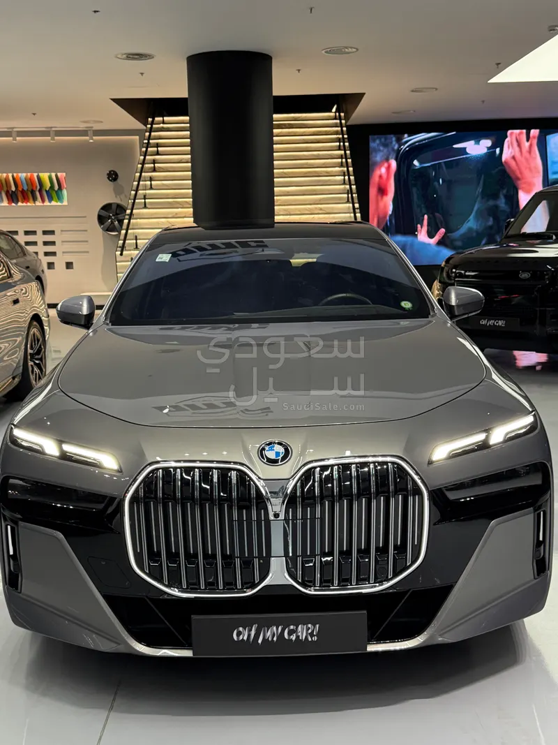 2024 بي ام دبليو الفئة السابعة 735أي