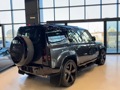 2025 Land Rover Defender HSE