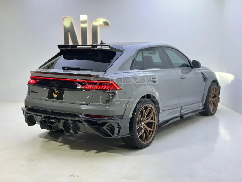 2023 Audi RS Q8