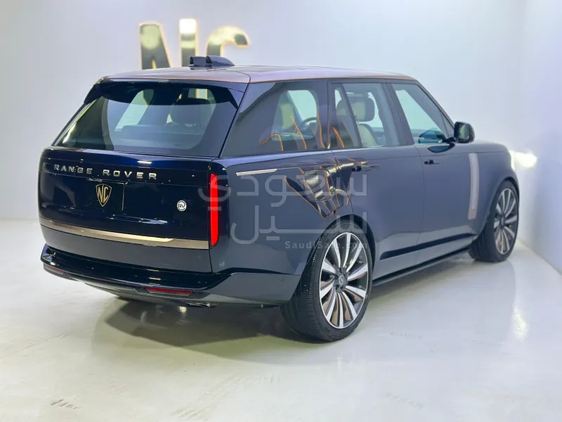 2025 Land Rover Range Rover SV Autobiography