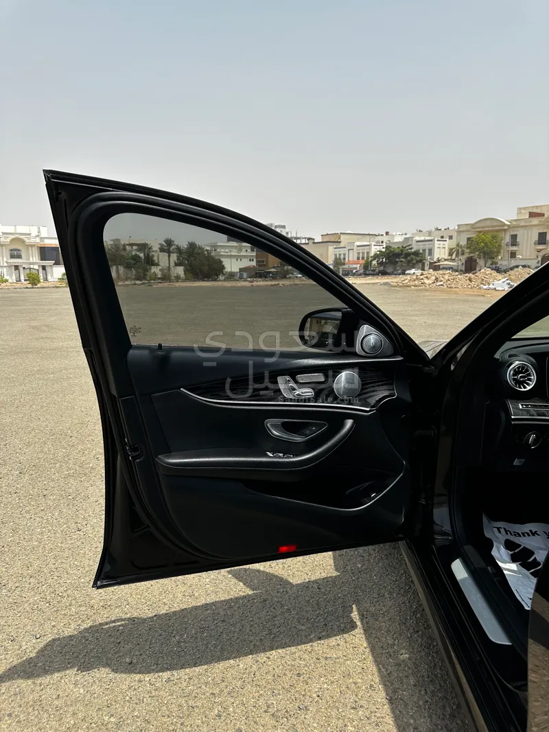 2017 Mercedes-Benz E 300