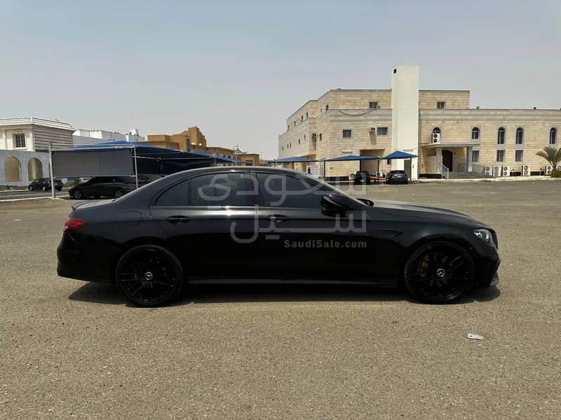 2017 Mercedes-Benz E 300